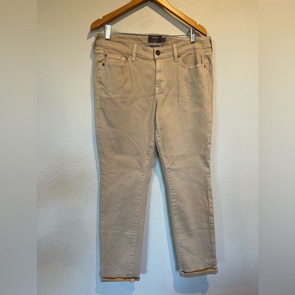 torrid Denim - 102. Torrid Boyfriend Straight Vintage Stretch Mid-Rise Jean 10R